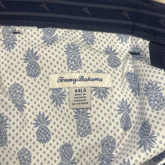 Tommy Bahama Men's Big & Tall Size 44LG Ocean Deep Chip Shot Performance Shorts - Picture 7 of 7